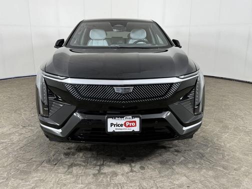 2025 Cadillac OPTIQ Luxury 1 AWD