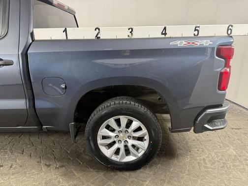 Shadow Gray Metallic 2021 Chevrolet Silverado 1500 Custom