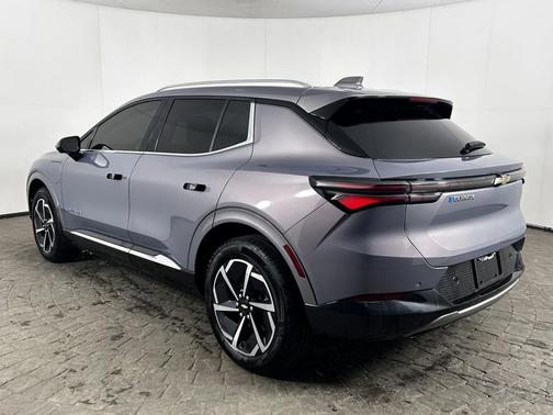 Sterling Gray Metallic 2025 Chevrolet Equinox EV LT