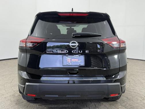 Super Black 2026 Nissan Rogue SV