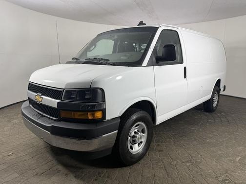 2024 Chevrolet Express 2500 RWD 2500 135