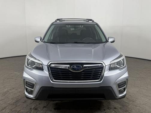 Ice Silver Metallic 2019 Subaru Forester Limited