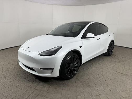 2023 Tesla Model Y Performance