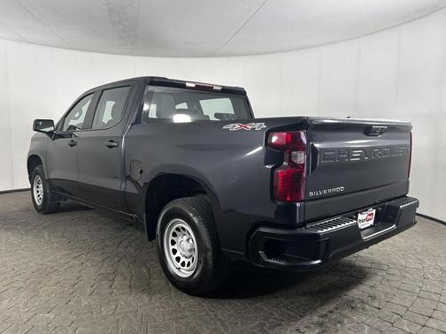 Dark Ash Metallic 2024 Chevrolet Silverado 1500 WT