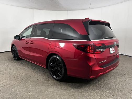 Radiant Red Metallic II 2025 Honda Odyssey Sport-L Auto