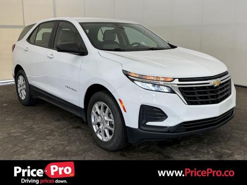 Summit White 2022 Chevrolet Equinox LS