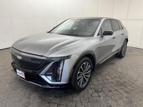 2025 Cadillac LYRIQ Sport