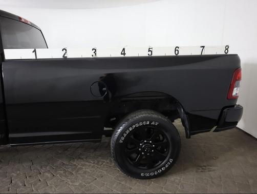 2024 RAM 3500 Big Horn Crew Cab 4x4 8' Box