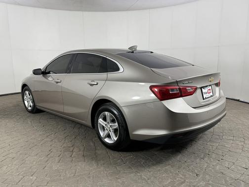 Mineral Gray Metallic 2024 Chevrolet Malibu 4dr Sdn 1LT
