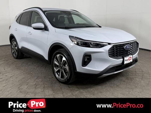 2025 Ford Escape Platinum