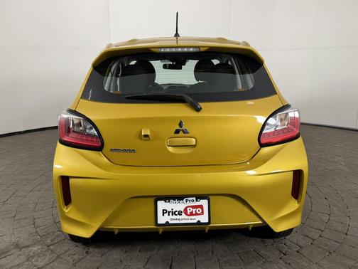2021 Mitsubishi Mirage ES CVT