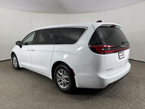 Bright White Clearcoat 2024 Chrysler Pacifica Touring L
