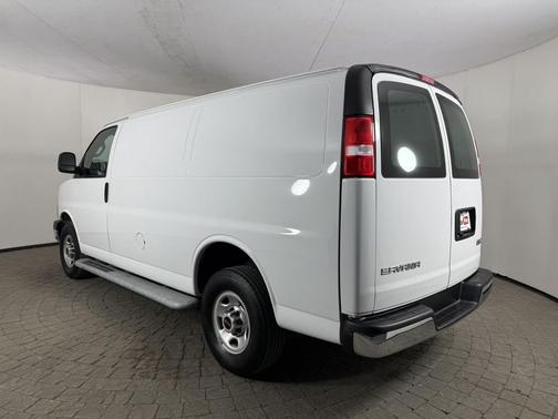 2024 GMC Savana 2500 Work Van