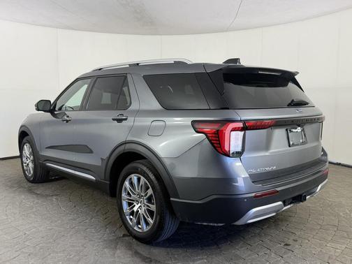 Carbonized Gray Metallic 2026 Ford Explorer Platinum 4WD