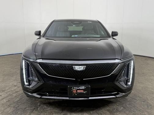Stellar Black Metallic 2024 Cadillac LYRIQ Sport