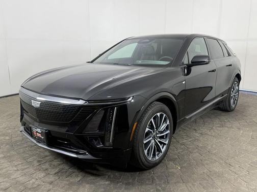 Stellar Black Metallic 2024 Cadillac LYRIQ Sport