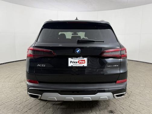 2023 BMW X5 xDrive45e Plug-In Hybrid