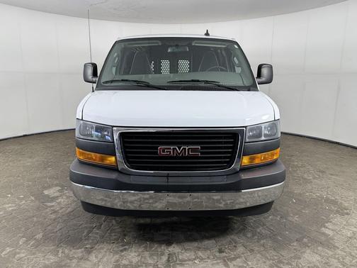 2022 GMC Savana 2500 Work Van