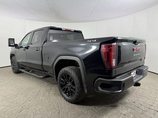 Onyx Black 2022 GMC Sierra 1500 Pro