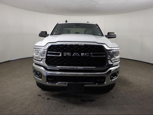 2022 RAM 2500 Big Horn Crew Cab 4x4 6'4' Box