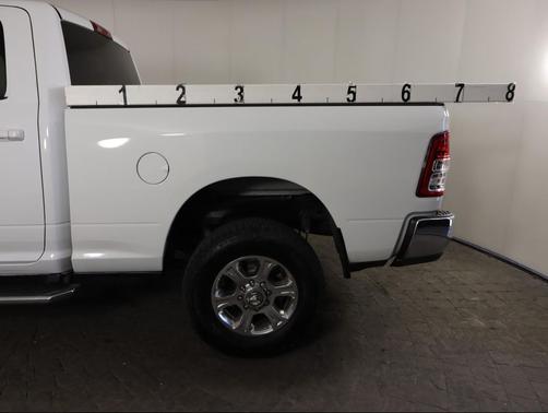 2022 RAM 2500 Big Horn Crew Cab 4x4 6'4' Box