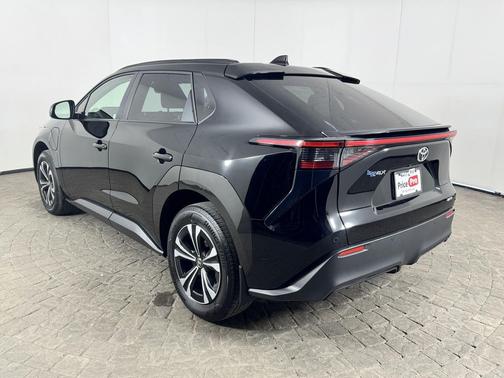 2023 Toyota bZ4X XLE