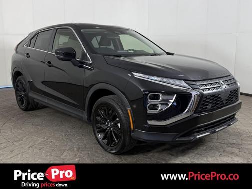 Labrador Black Pearl 2026 Mitsubishi Eclipse Cross LE
