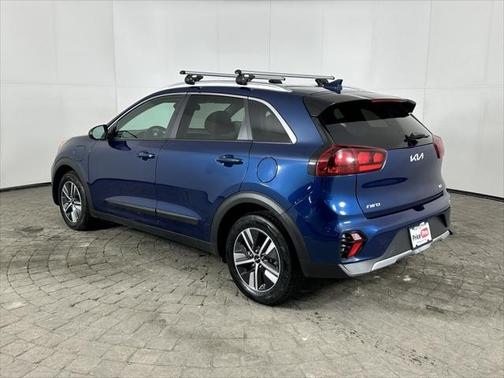 2022 Kia Niro LXS