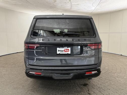 2024 Jeep Wagoneer L Series II Carbide 4x4