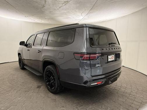 2024 Jeep Wagoneer L Series II Carbide 4x4