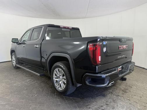 Onyx Black 2023 GMC Sierra 1500 Denali
