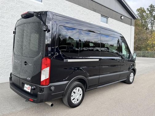 2024 Ford Transit-350 XLT