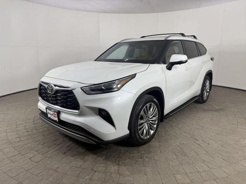 2023 Toyota Highlander Platinum AWD (Natl)