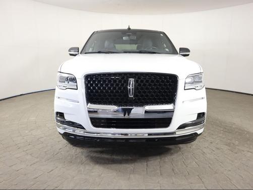 2024 Lincoln Navigator Black Label