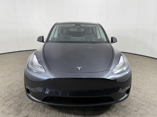 Stealth Grey 2024 Tesla Model Y Long Range