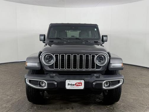 2025 Jeep Wrangler Sahara 4 Door 4x4