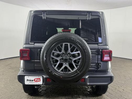 2025 Jeep Wrangler Sahara 4 Door 4x4