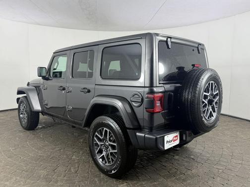 2025 Jeep Wrangler Sahara 4 Door 4x4