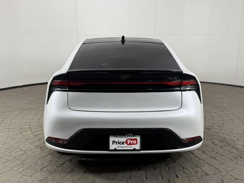 2024 Toyota Prius XLE