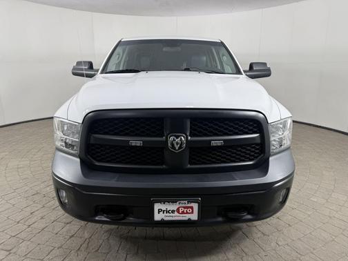 2023 RAM 1500 Classic Express