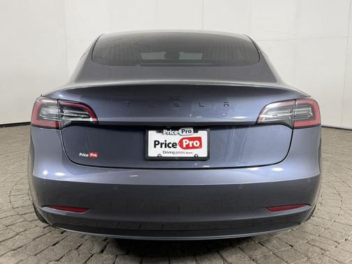 2020 Tesla Model 3 Long Range