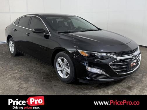Mosaic Black Metallic 2025 Chevrolet Malibu 1LS