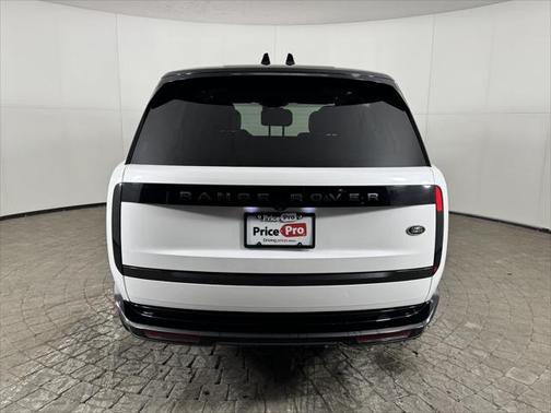2023 Land Rover Range Rover P400 SE