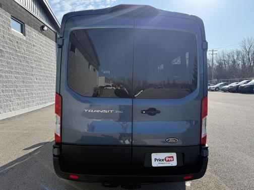 2025 Ford Transit-350 XL