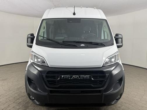 Bright White Clearcoat 2026 RAM ProMaster 2500 Tradesman