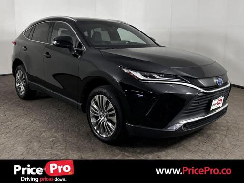 Black 2023 Toyota Venza XLE
