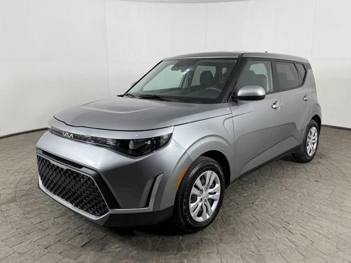 Steel Gray 2025 Kia Soul LX