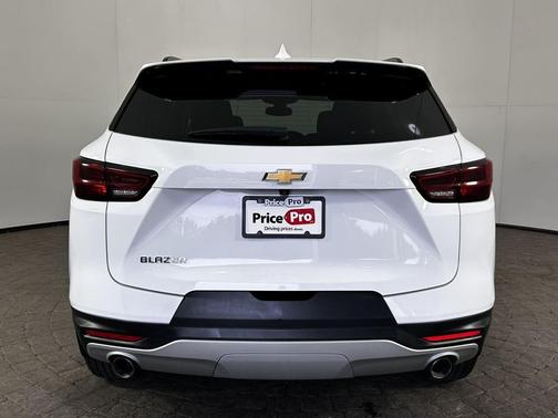 Summit White 2024 Chevrolet Blazer 2LT