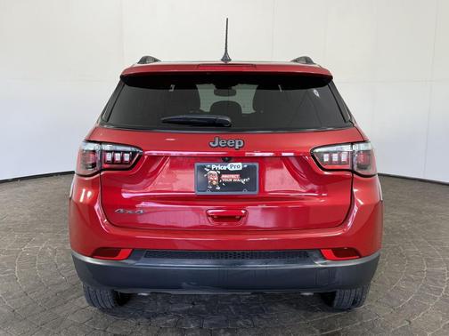 Red Hot Pearlcoat 2025 Jeep Compass Latitude