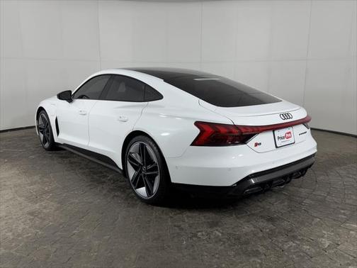2024 Audi RS e-tron GT quattro